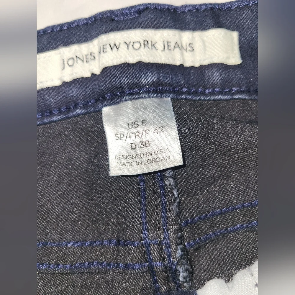 Jones New York Jeans* - Picture 3 of 3